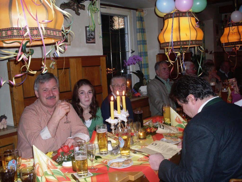 Landgasthof Kirchmayer Farchant Dış mekan fotoğraf