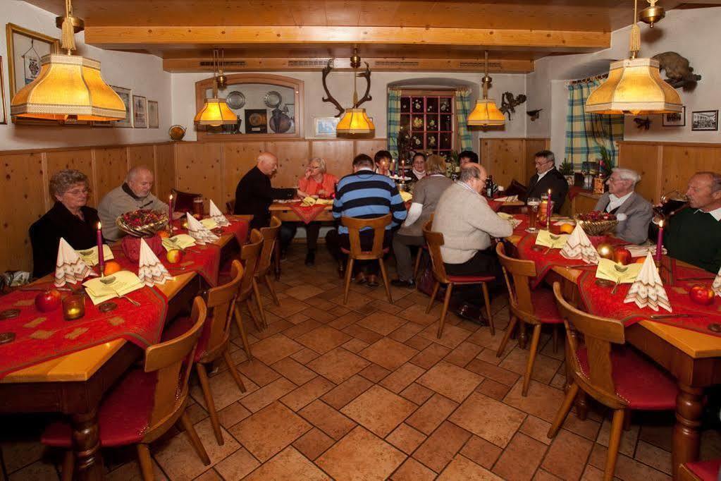 Landgasthof Kirchmayer Farchant Dış mekan fotoğraf