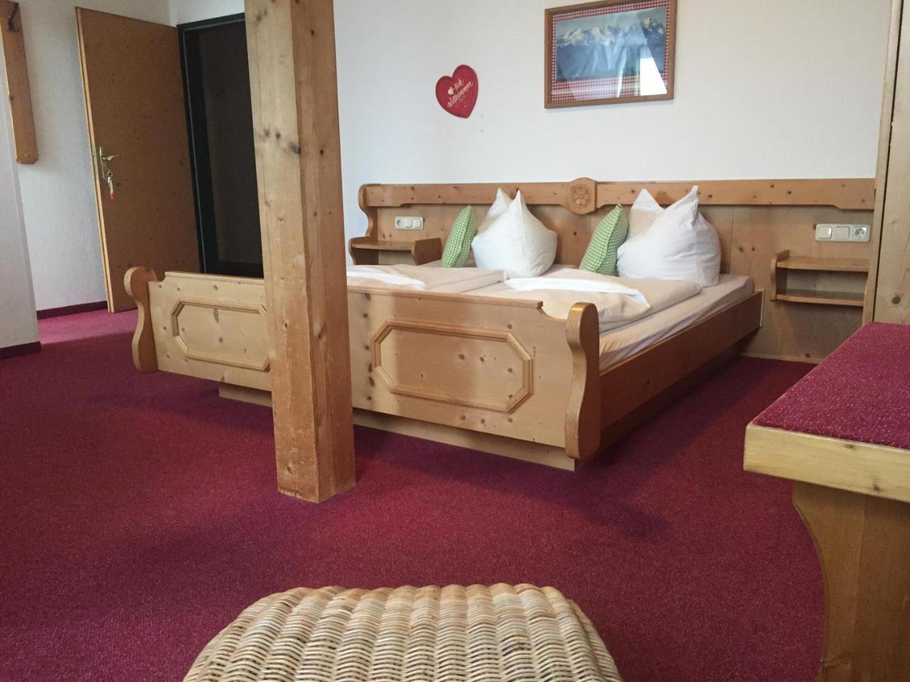 Landgasthof Kirchmayer Farchant Dış mekan fotoğraf